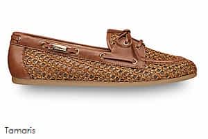 [title] - Ihr maritimer Charme, gepaart mit lässiger Eleganz, macht Bootsschuhe zum perfekten Begleiter für Frühling und Sommer.