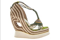 Paloma Barceló: extravagante Schuhe mit spanischem Twist - Paloma Barceló  Schuhe sind die extravagante und glamouröse Interpretation typisch spanischer Espadrilles.